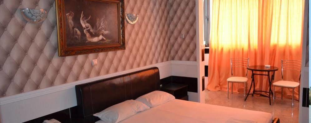 Hotel Vergi Oroklini Eksteriør billede